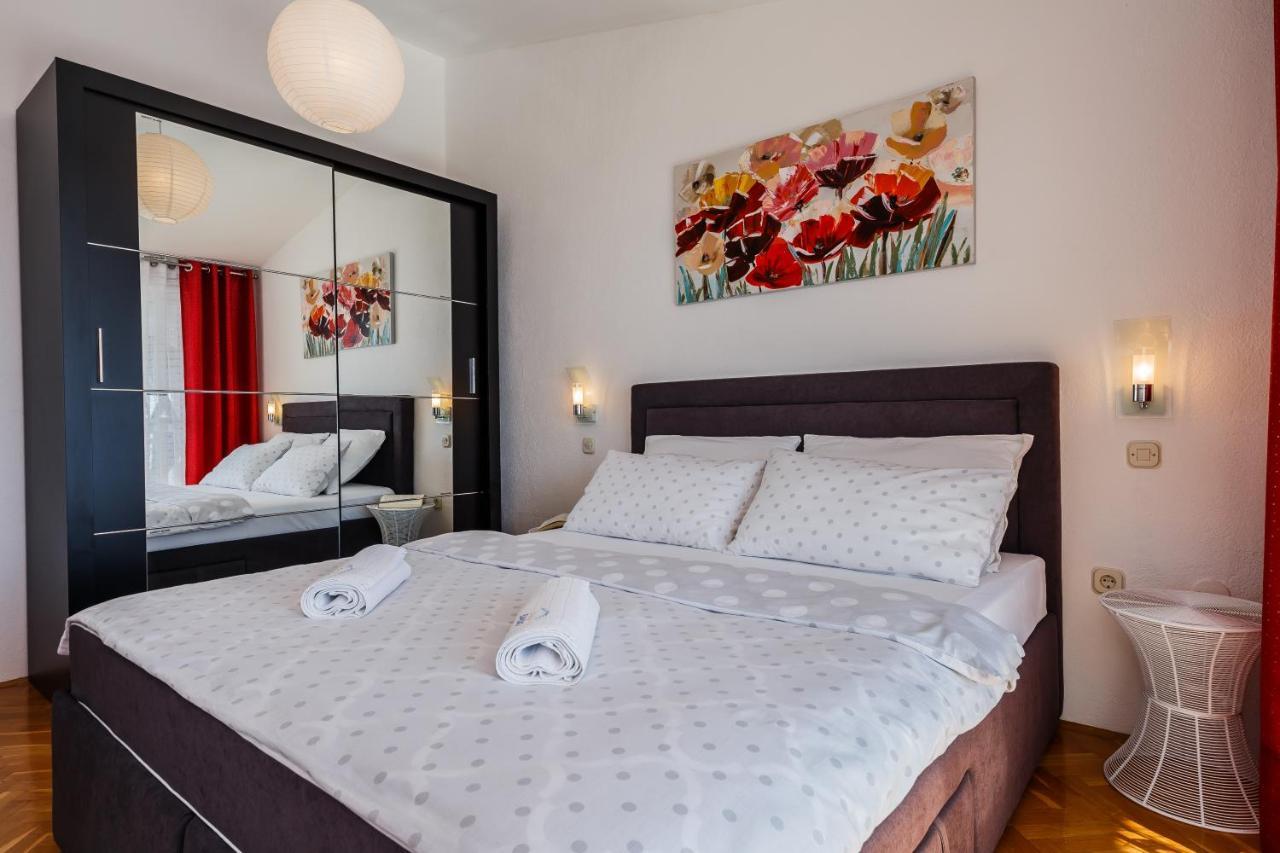 Adriatic Sea View Apartments Trogir Exterior photo